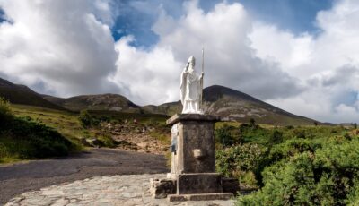 Statue de Saint Patrick, à Croagh Patrick - © Frankix