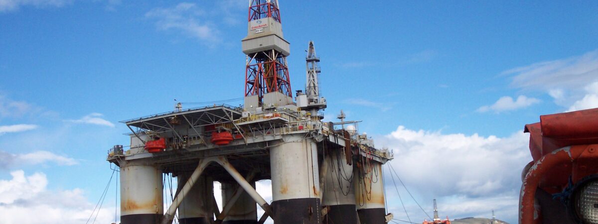 Exploitation pétrolière - <a href=