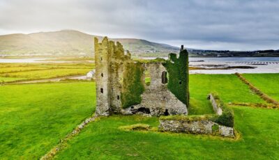Ballycarbery castle - © lenawurm - Getty Images