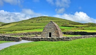 Le Gallarus oratory - © robnaw