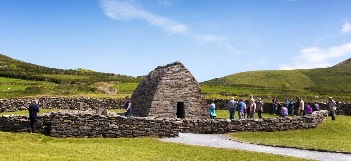 Le Gallarus oratory © Chris Hill Tourism Ireland