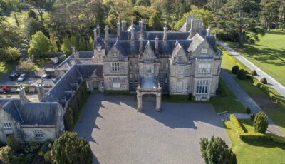 Vue aérienne de Muckross House - ©Trustees of Muckross House