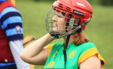 Une joueuse de Camogie - Derek Sigler - cc