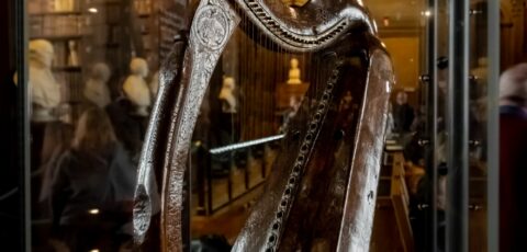 Harpe de Brian Boru - © EWY Media