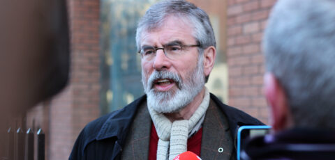 Gerry Adams, un membre du Sinn Féin - Sinn Féin - cc