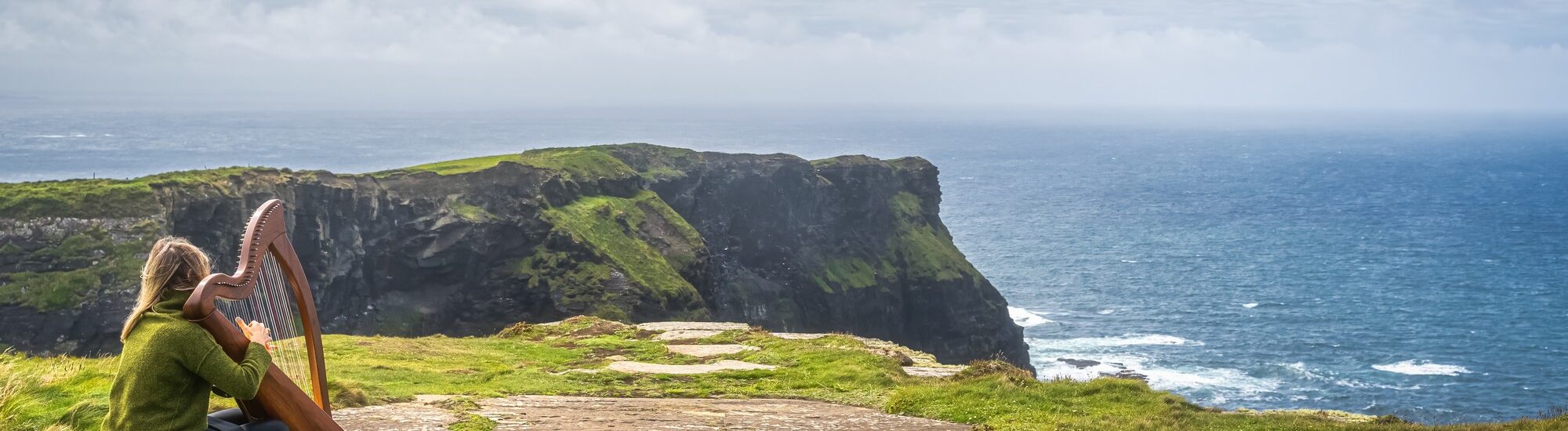 Une joueuse de Harpe en Irlande - © Dawid