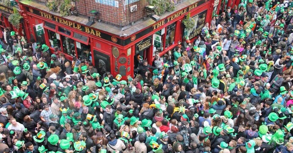 Temple Bar pendant la Saint Patrick