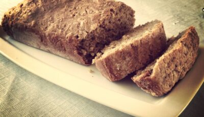 Un wheaten bread - flippinyank - cc