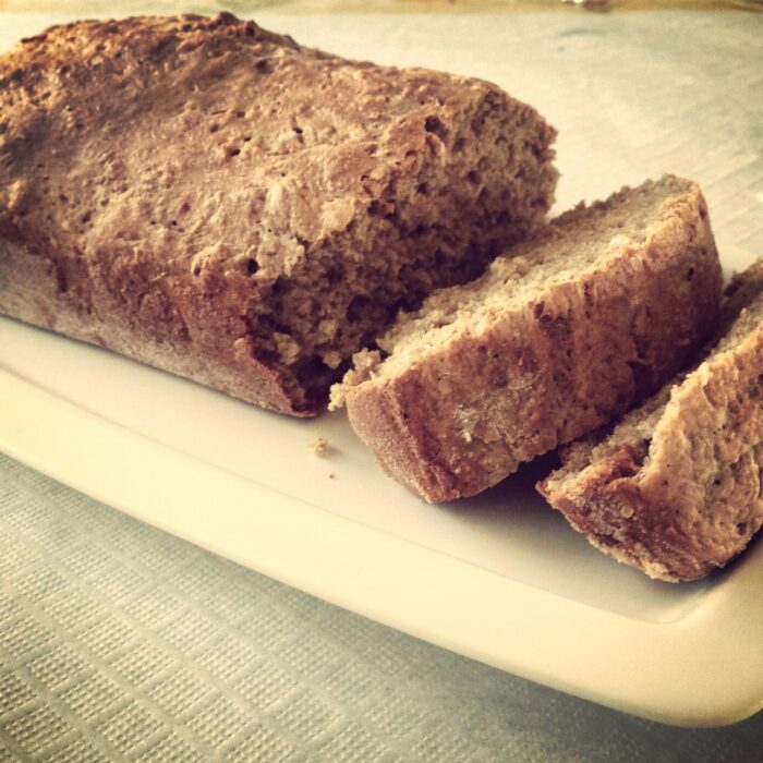 Un wheaten bread - flippinyank - cc