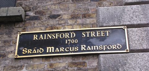 Une plaque en gaélique irlandais - Ben - cc