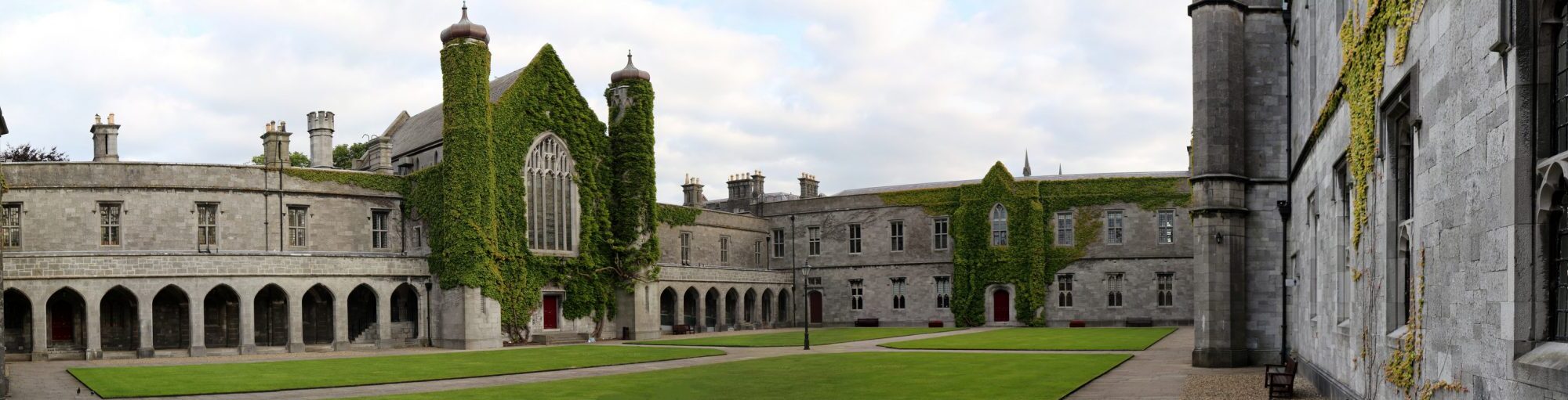 La Galway University - Chris Sloan - cc