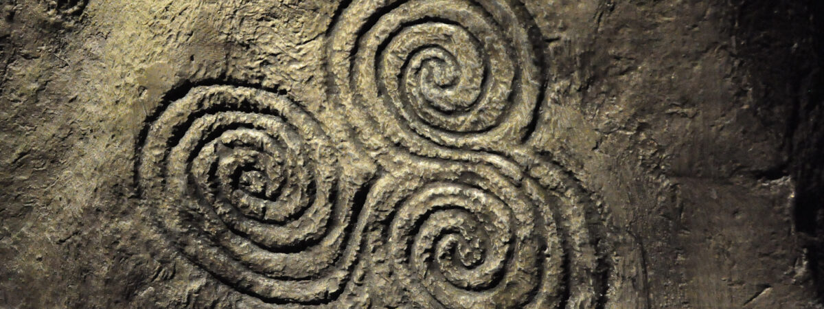 Un triskell à Newgrange - young shanahan - cc