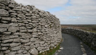 Le Caherconnell stone fort - Kevin Hoogheem - cc