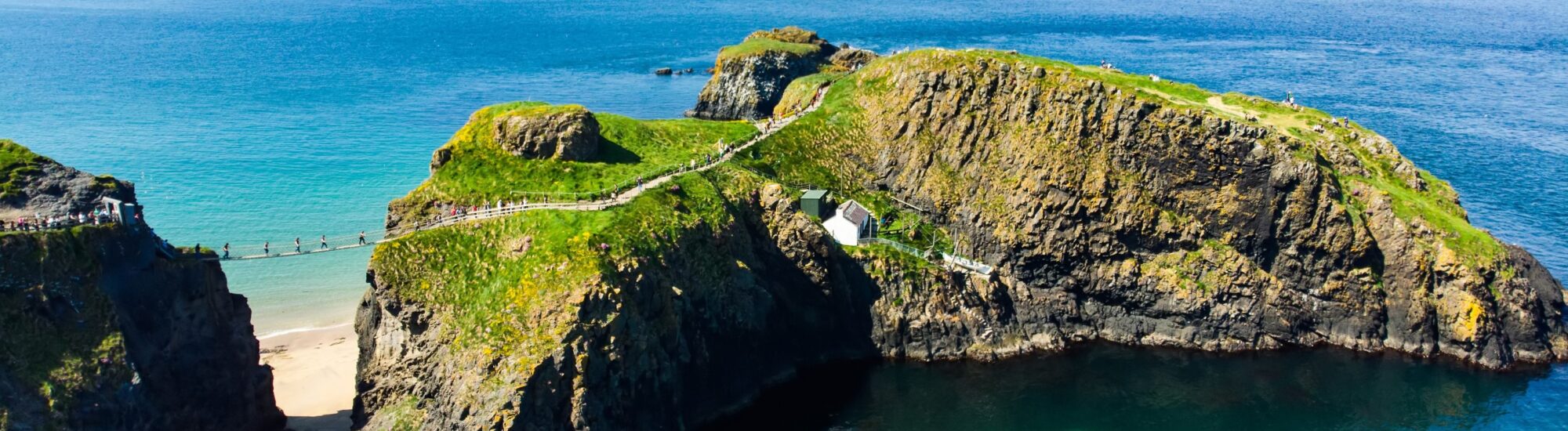 Carrick-a-Rede Rope Bridge - © MNStudio 