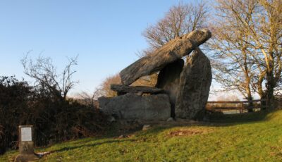 Le Kilmogue Dolmen - dave - cc