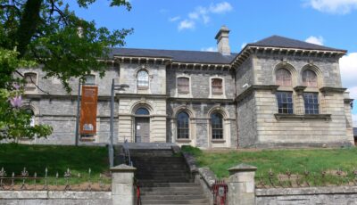 Le Model. Home of The Niland Collection