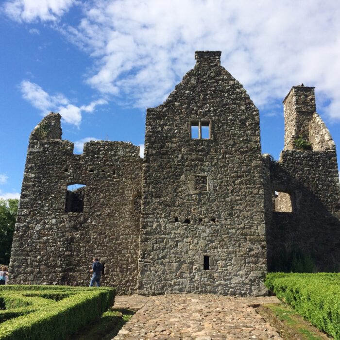 Le Tully Castle - jamie_okeefe - cc