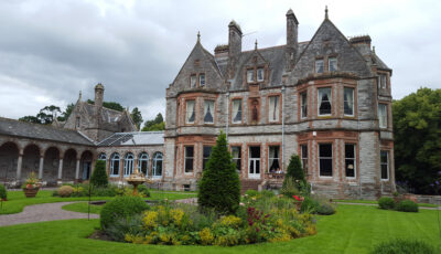 Le Castle Leslie - malavoda - cc