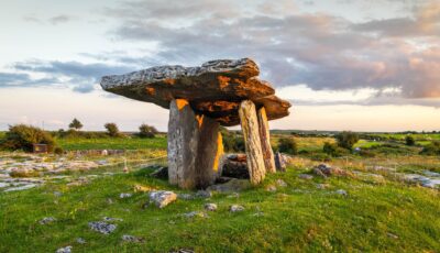 Dolmen de Poulnabrone - © seanfitz09 - Getty Images