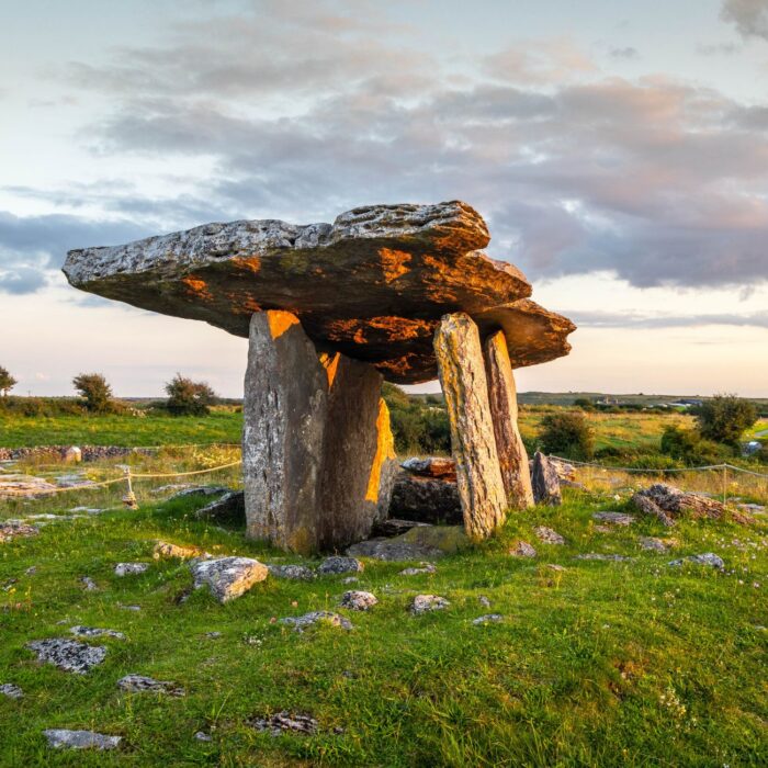 Dolmen de Poulnabrone - © seanfitz09 - Getty Images