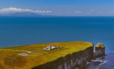 Le Loop Head Lighthouse - 4kclips