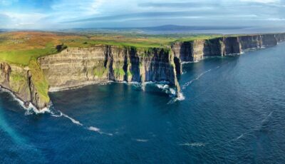 Vue sur les Falaises de Moher - © pics721 