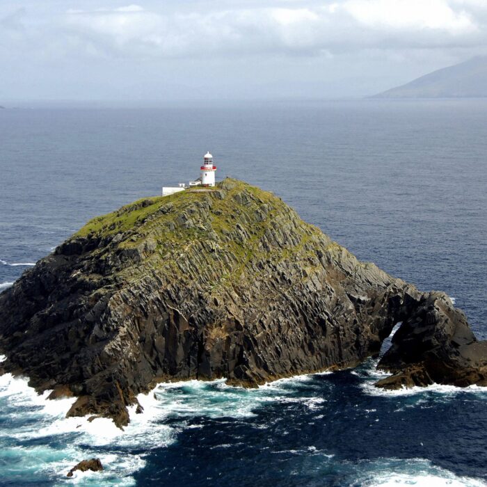 Le Blackrock Mayo - https://marinas.com