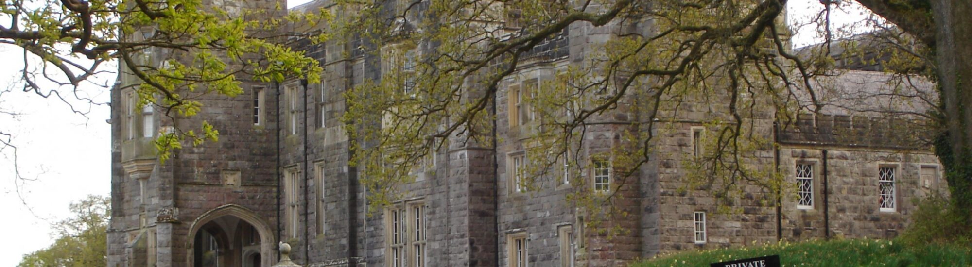 Le Crom Castle - Edward - cc