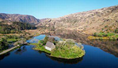 Le St Finbarr's oratory de Gougane Barra - © bacothelock
