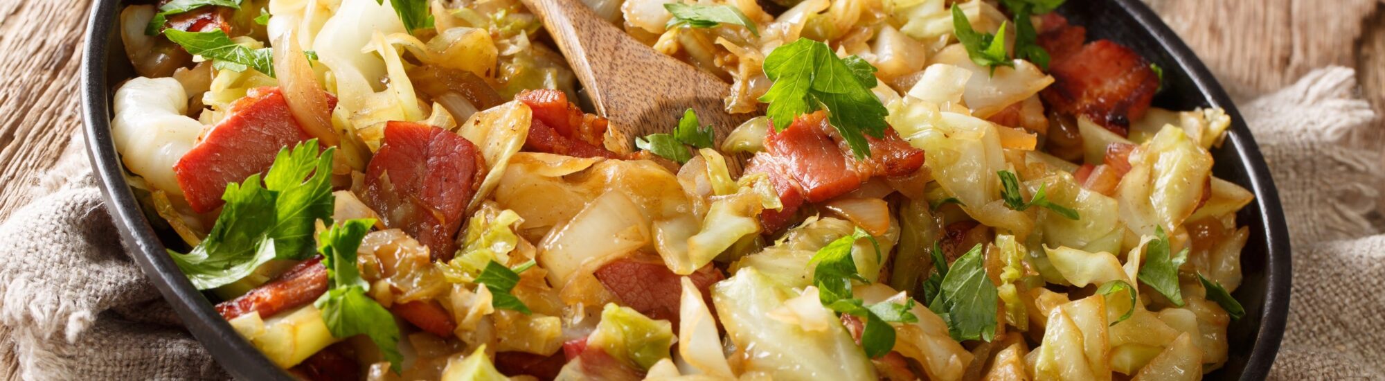 Chou frit au bacon