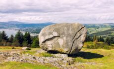La Clougmore stone - © M-image