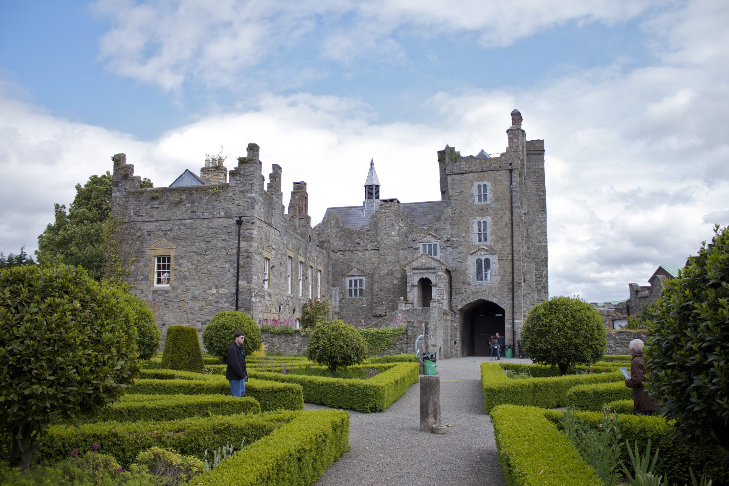 Le Drimnagh Castle
