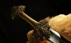 Une épée - Tostito Verde - cc