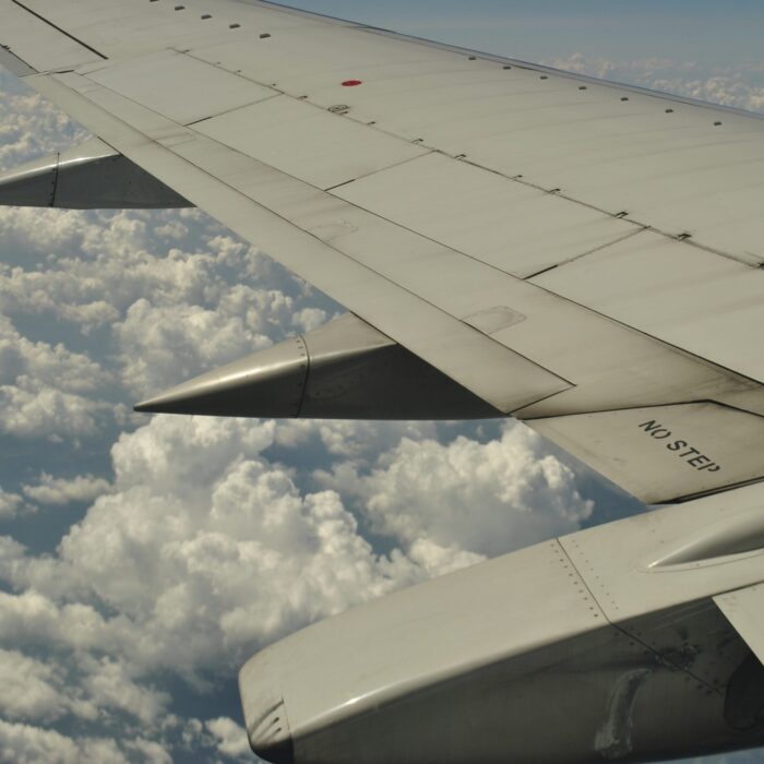 Une aile d'avion - joeybaby - cc