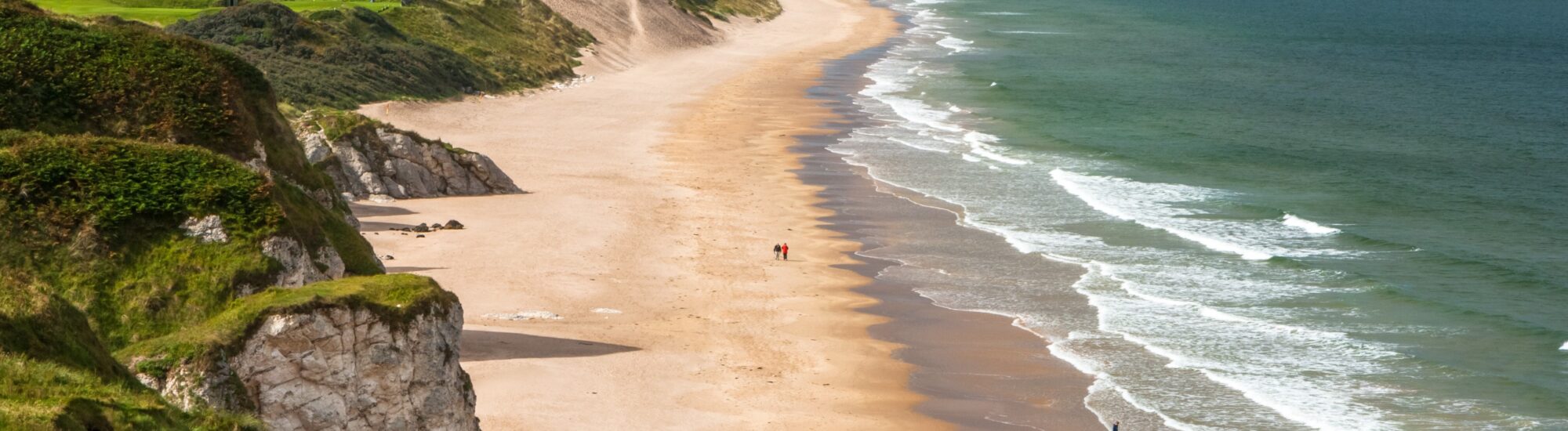 La plage de Whiterocks à Portrush -© Monica