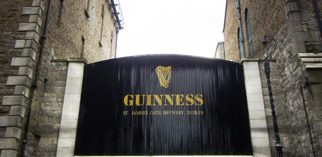La St James Gate - Mikel Ortega - cc