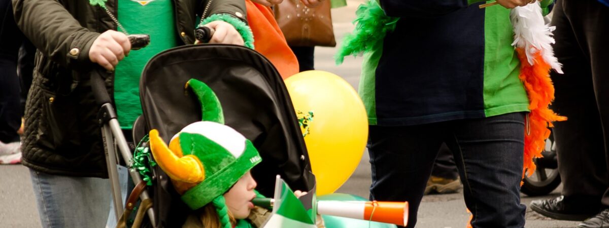 Du public à la Parade de la Saint Patrick - Garry Knight - cc