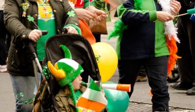 Du public à la Parade de la Saint Patrick - Garry Knight - cc