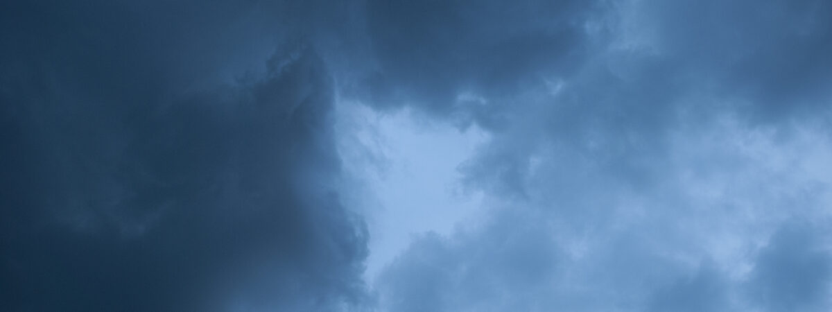 Des nuages annonçant la tempête Ali - whatelseblue - cc