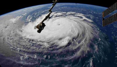La Tempête Michael vue par satellite