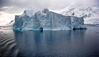 le nord-irlandais Kit Adams va vivre 4 mois en Antarctique - Photo by Jay Ruzesky on Unsplash