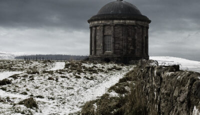 Le Mussenden Temple sous la neige - spatialpan - cc