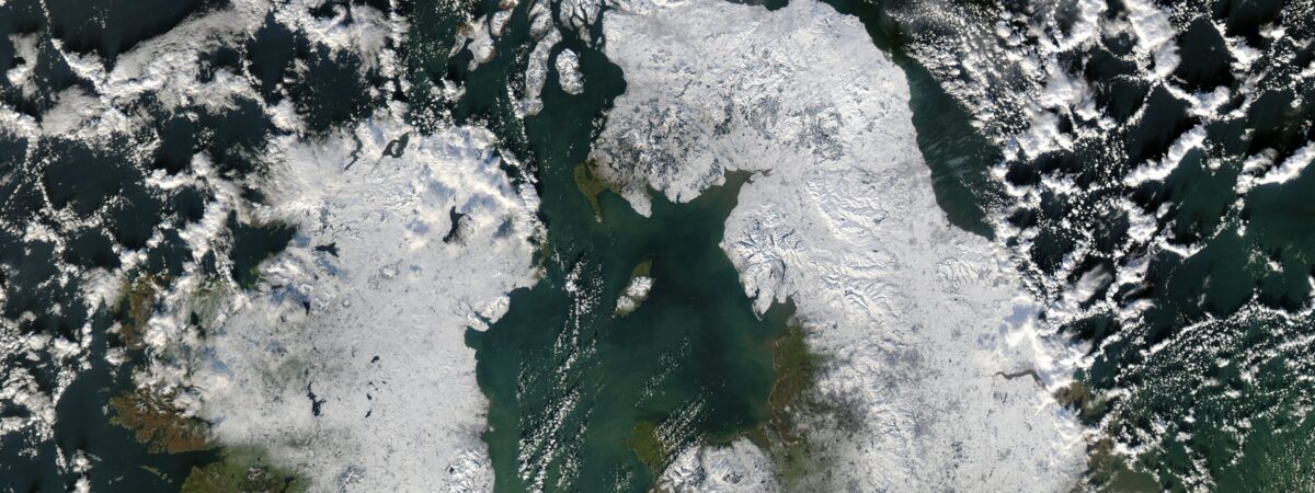 Image satellite de l'Irlande sous la neige