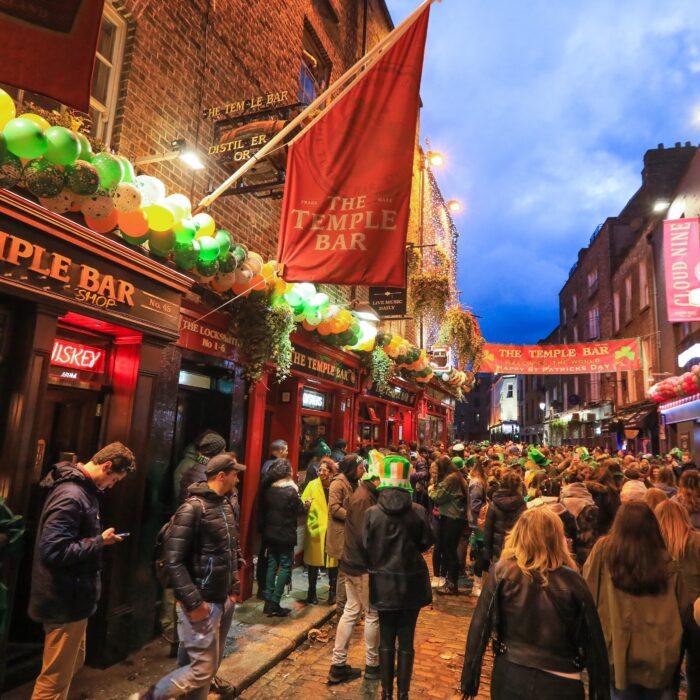 La fête de la St Patrick à Temple Bar à Dublin - © Dave Primov