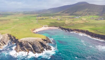 Clogher Strand - © zambezi