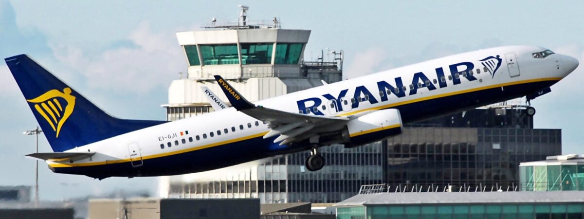 Un avion Ryanair - Riik@mctr - cc