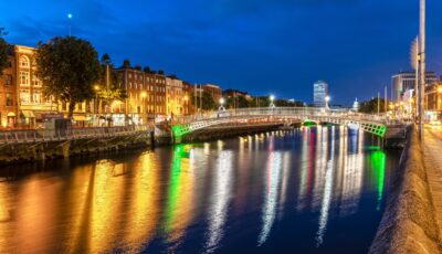 Le Ha'Penny Bridge à Dublin - © susanne2688