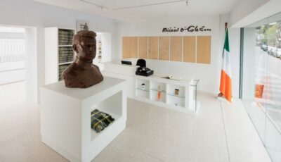 La Michael Collins House - https://michaelcollinshouse.oncell.com