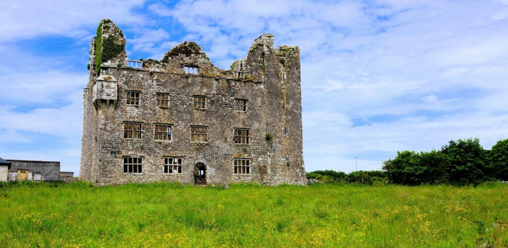 Le Leamaneh Castle - © Jenifoto