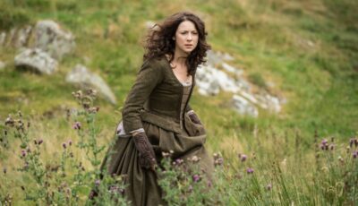 Caitriona Balfe dans Outlander